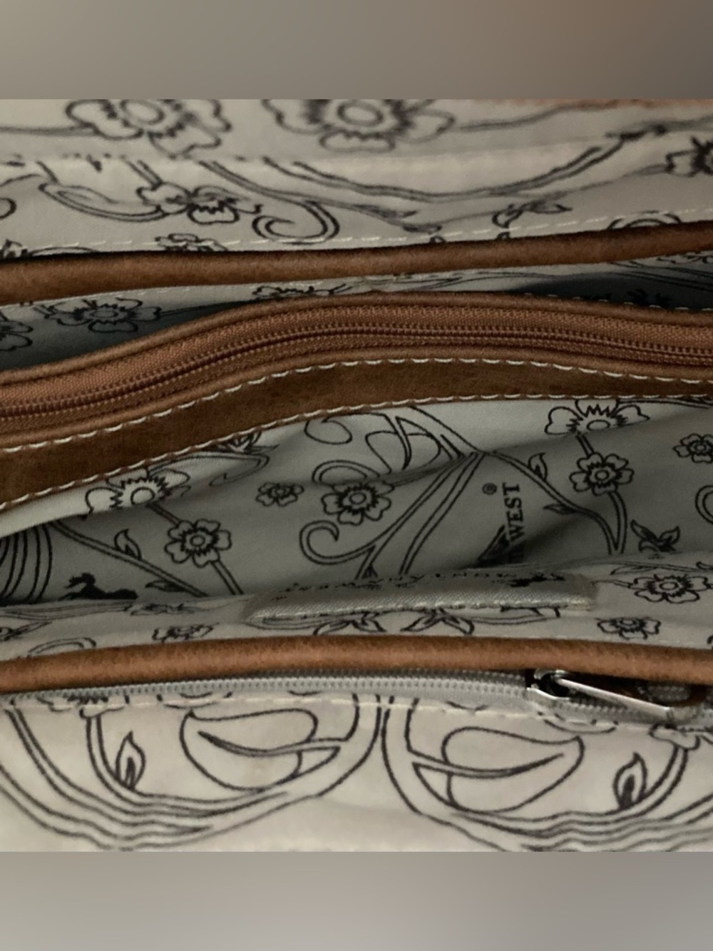 Montana West Concho Collection Boho Tote/Bag in Coffee - Picture 4 of 5